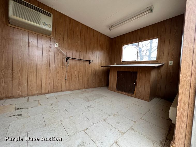 image for item MM9248 1999  office trailer