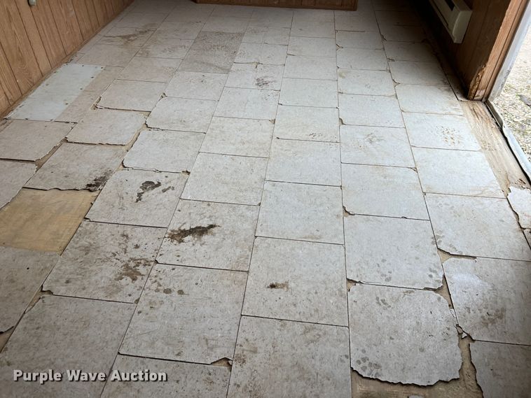 image for item MM9248 1999  office trailer