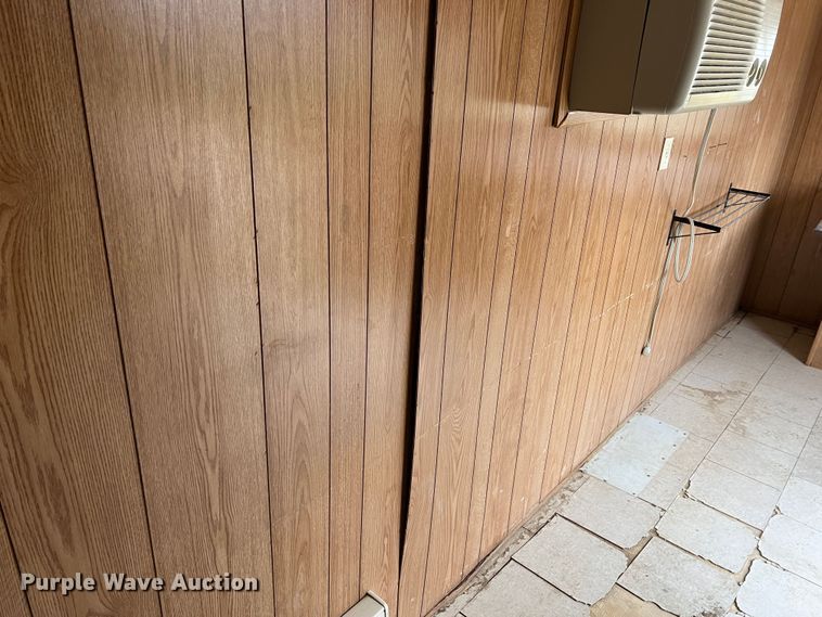 image for item MM9248 1999  office trailer