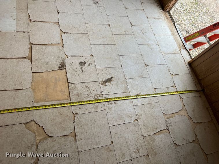 image for item MM9248 1999  office trailer