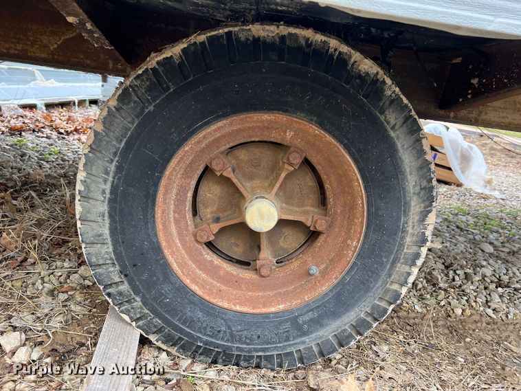 image for item MM9248 1999  office trailer