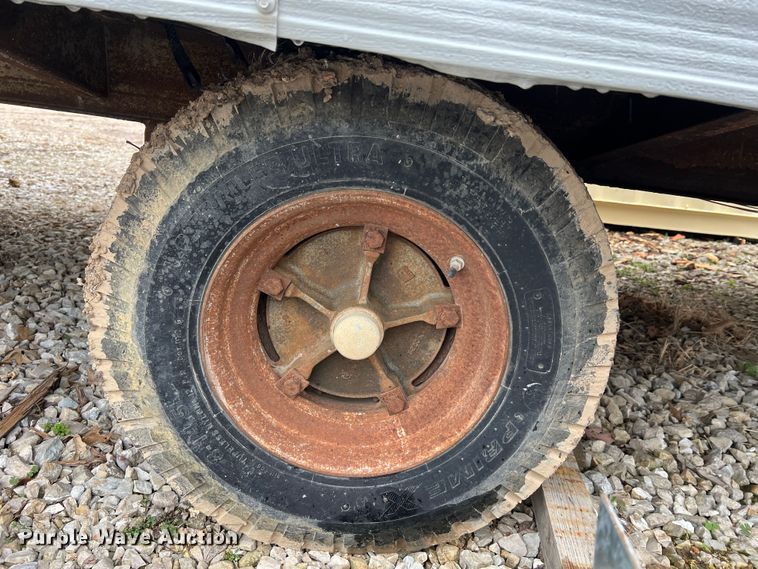 image for item MM9248 1999  office trailer