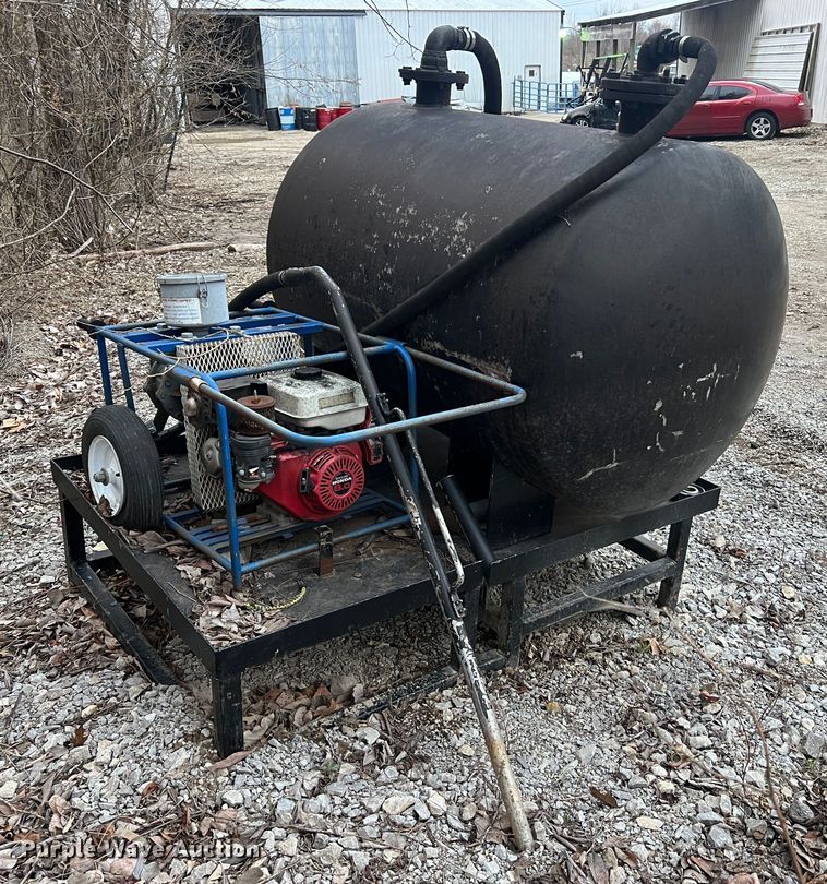 image for item MM9253 Transfer tank