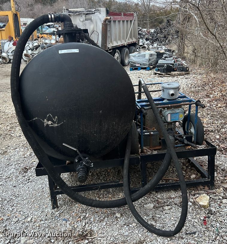 image for item MM9253 Transfer tank