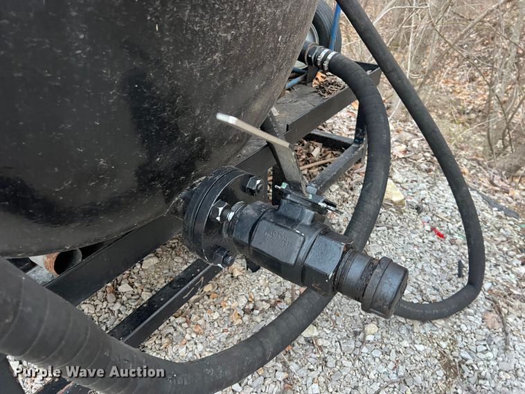 image for item MM9253 Transfer tank