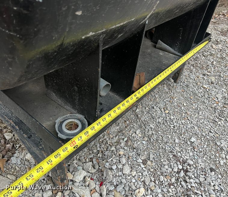 image for item MM9253 Transfer tank