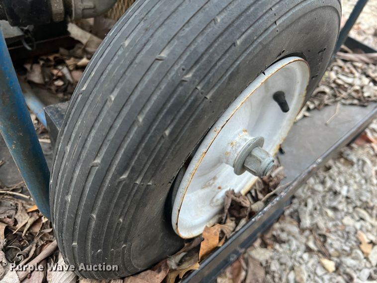 image for item MM9253 Transfer tank