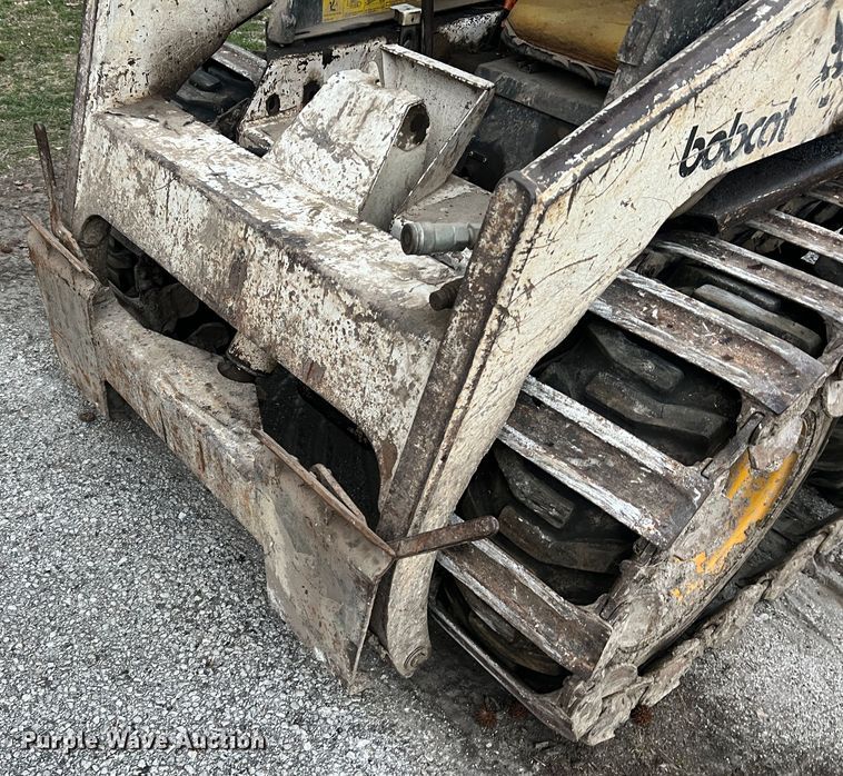 image for item MM9276 1989 Bobcat 743  skid steer loader