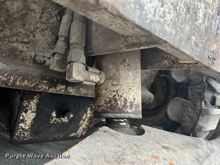 image for item MM9276 1989 Bobcat 743  skid steer loader