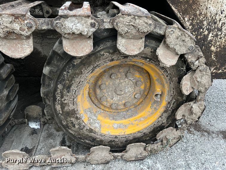 image for item MM9276 1989 Bobcat 743  skid steer loader