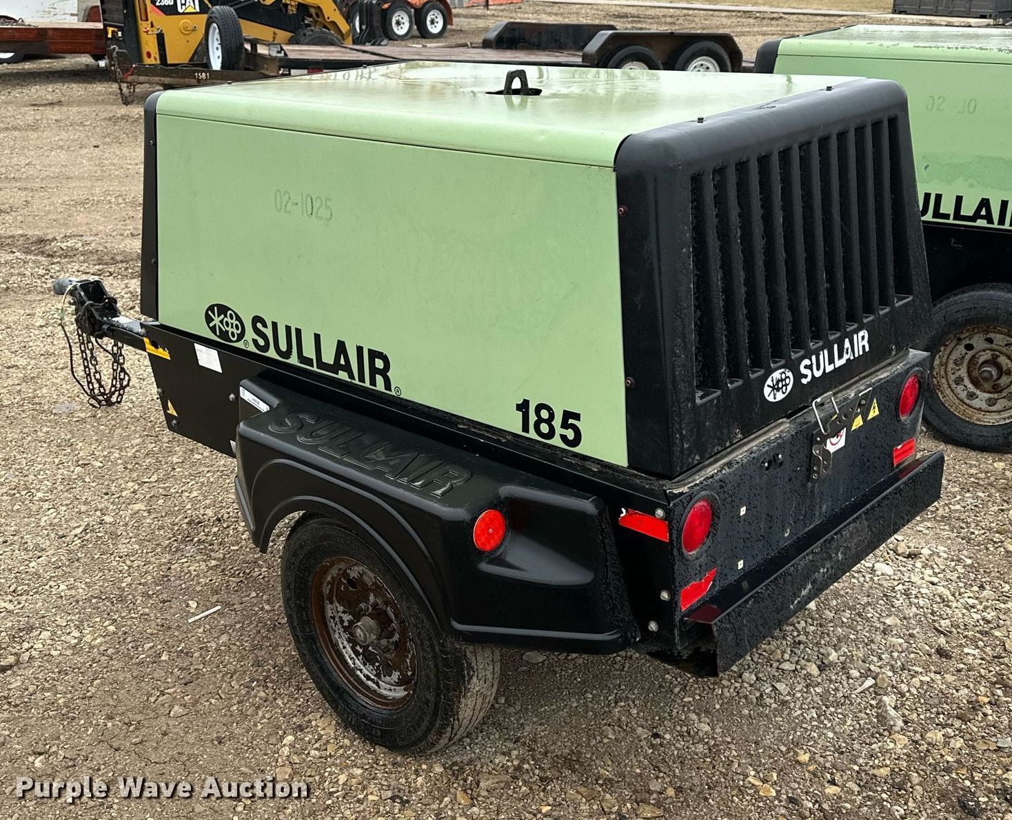 Sullair 185DPQ air compressor in Salina, KS Item LN9298 sold Purple