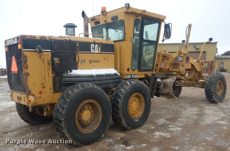image for item DJ7005 2005 Caterpillar 140H  motor grader