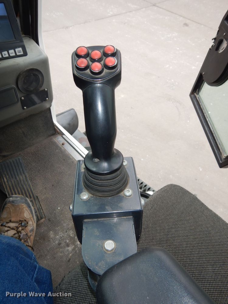 image for item DK7592 2015 Global M3  street sweeper truck