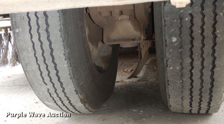 image for item DK7592 2015 Global M3  street sweeper truck