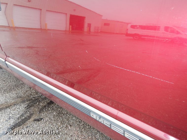 image for item DK7721 1996 GMC Sierra 2500  Club Cab pickup truck