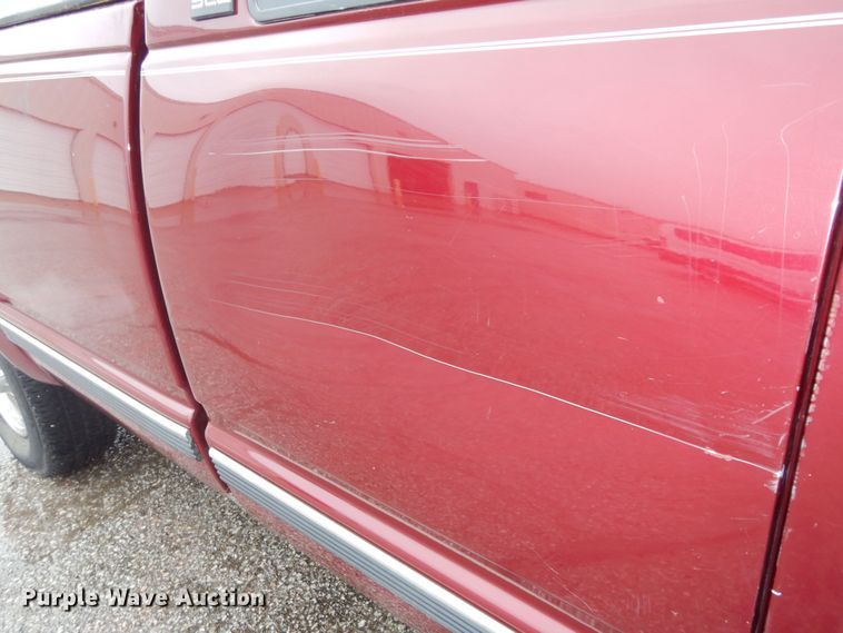 image for item DK7721 1996 GMC Sierra 2500  Club Cab pickup truck