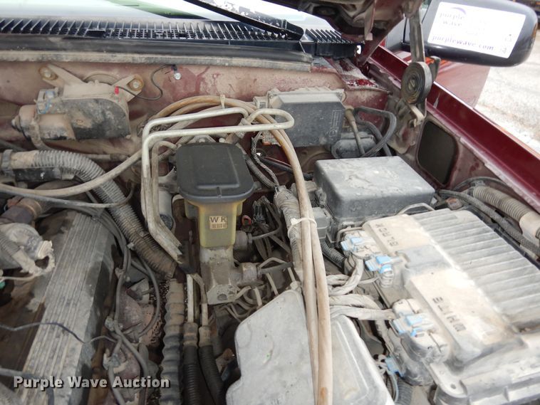 image for item DK7721 1996 GMC Sierra 2500  Club Cab pickup truck