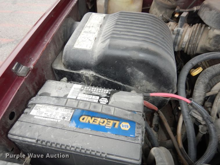 image for item DK7721 1996 GMC Sierra 2500  Club Cab pickup truck