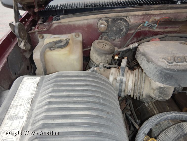 image for item DK7721 1996 GMC Sierra 2500  Club Cab pickup truck