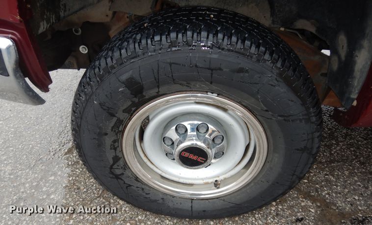 image for item DK7721 1996 GMC Sierra 2500  Club Cab pickup truck