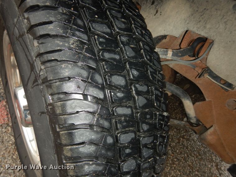 image for item DK7721 1996 GMC Sierra 2500  Club Cab pickup truck