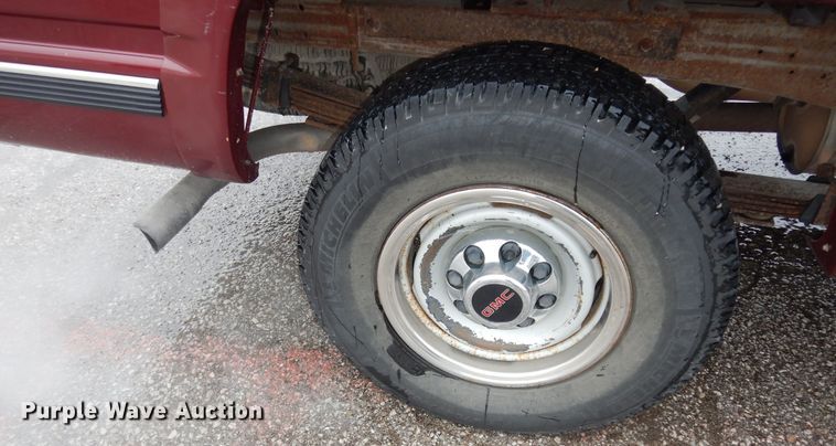 image for item DK7721 1996 GMC Sierra 2500  Club Cab pickup truck