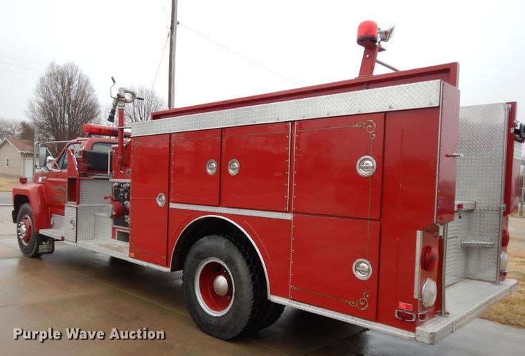 image for item DK7723 1987 Ford F700  pumper fire truck