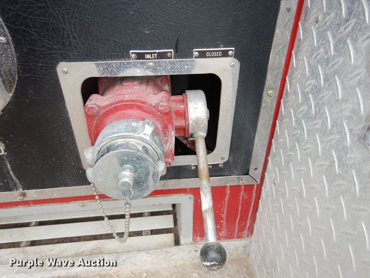 image for item DK7723 1987 Ford F700  pumper fire truck