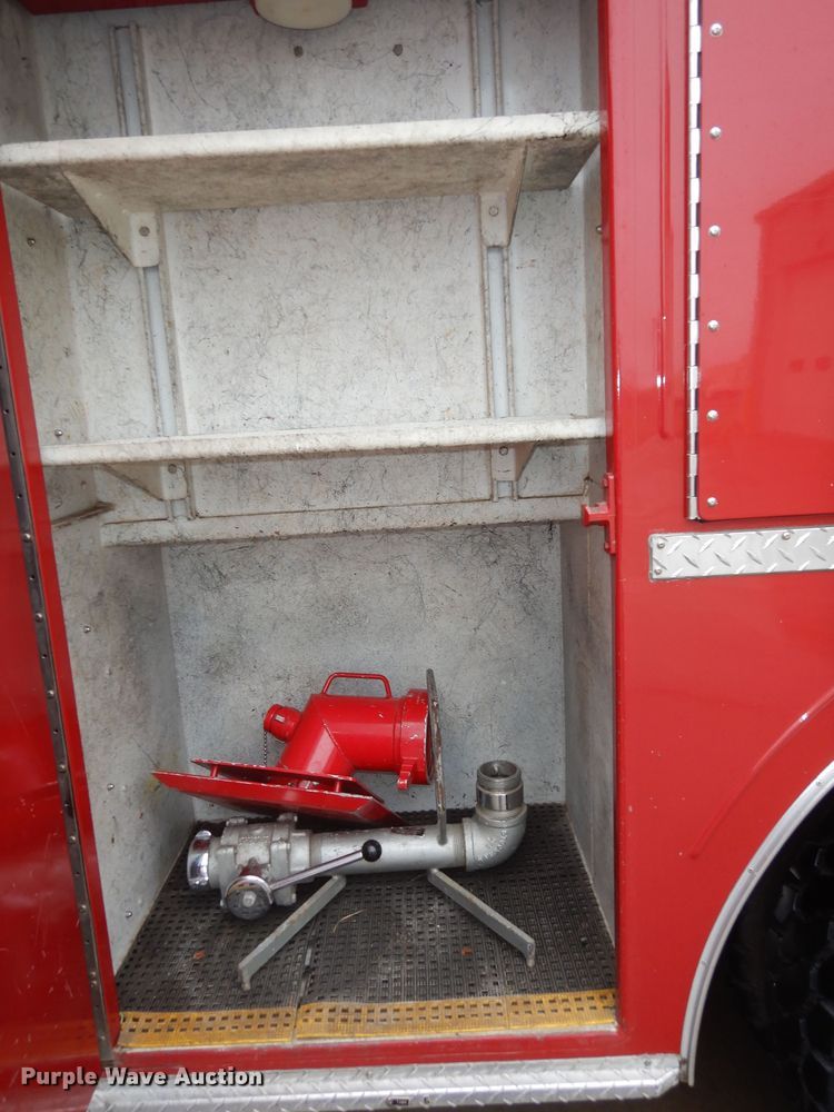 image for item DK7723 1987 Ford F700  pumper fire truck