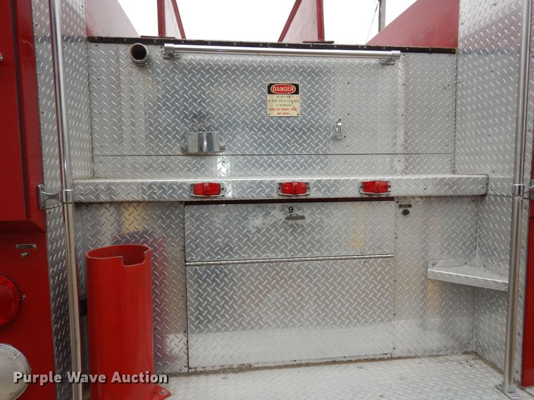 image for item DK7723 1987 Ford F700  pumper fire truck