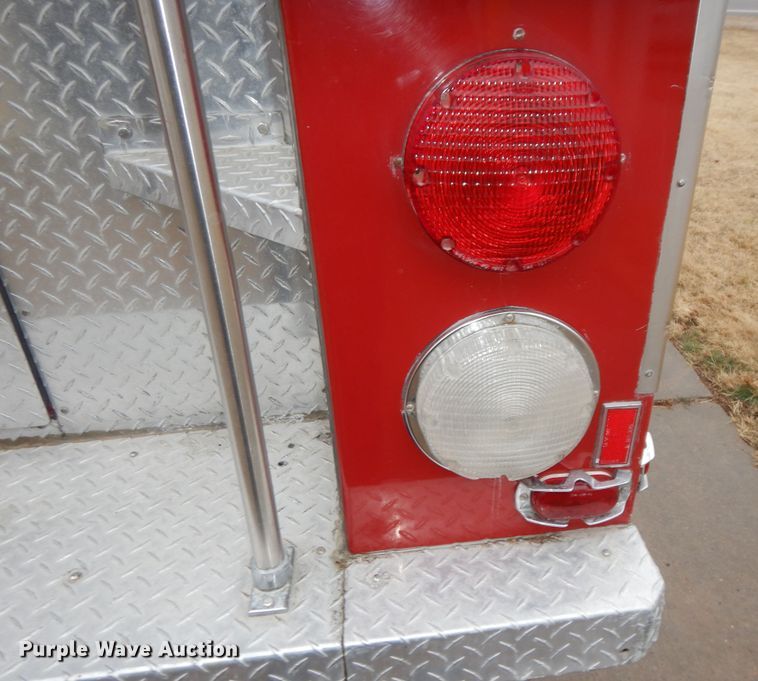 image for item DK7723 1987 Ford F700  pumper fire truck