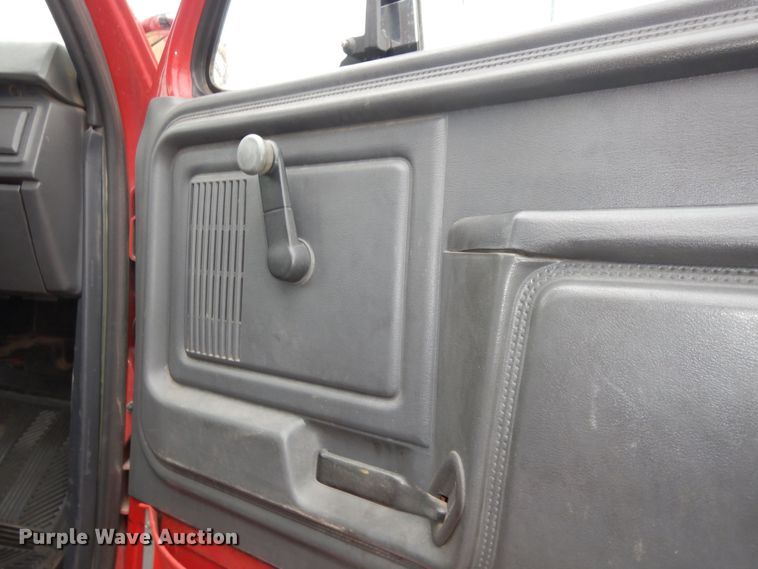 image for item DK7723 1987 Ford F700  pumper fire truck