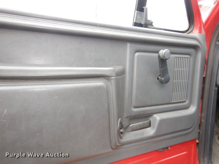 image for item DK7723 1987 Ford F700  pumper fire truck