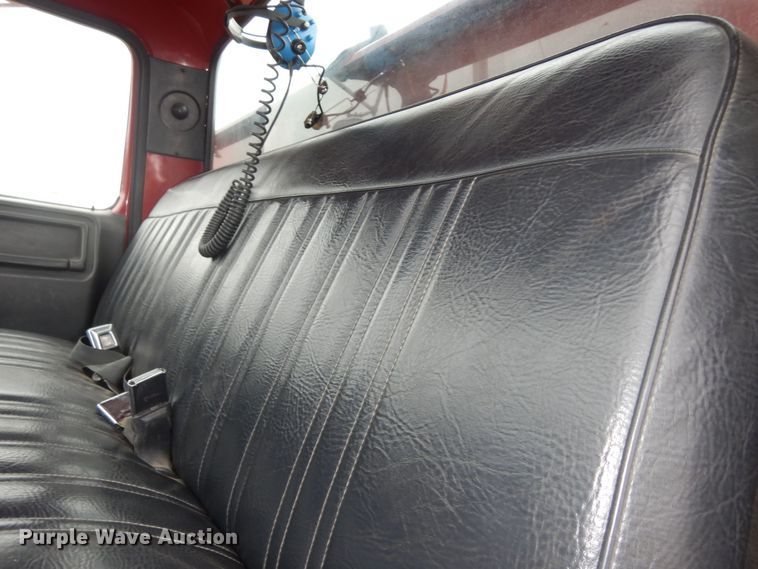 image for item DK7723 1987 Ford F700  pumper fire truck