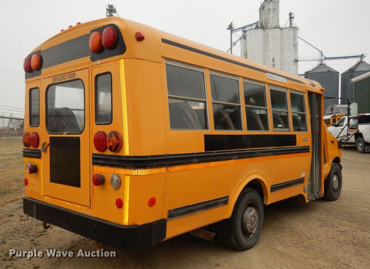 image for item DK7724 1998 Ford E350  school bus