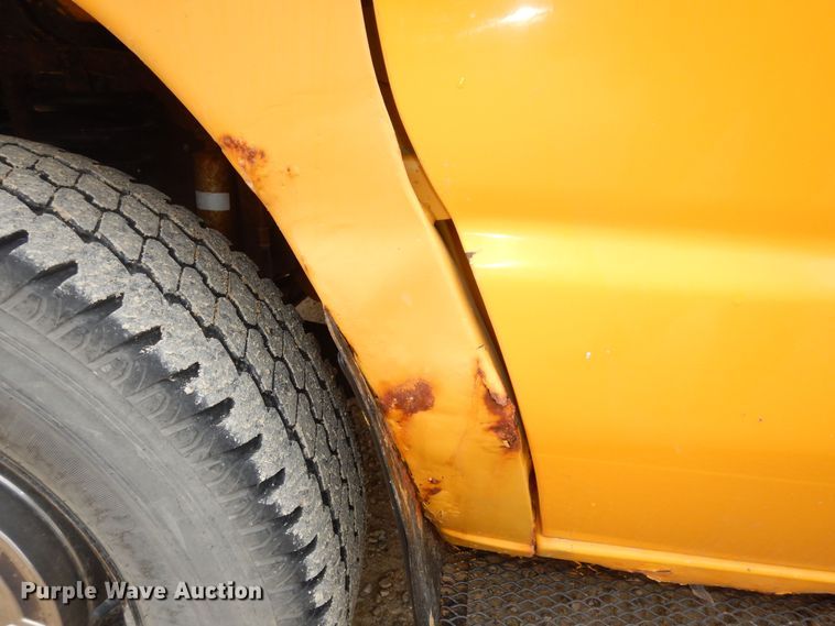 image for item DK7724 1998 Ford E350  school bus