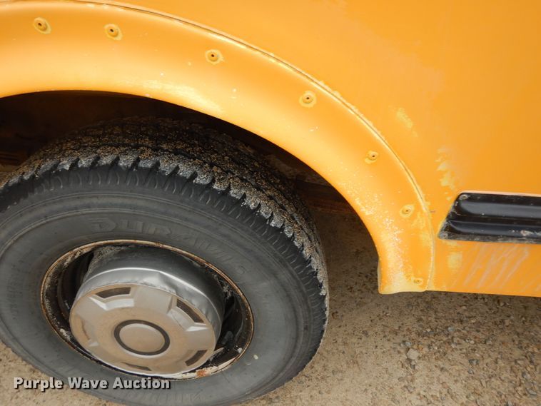 image for item DK7724 1998 Ford E350  school bus