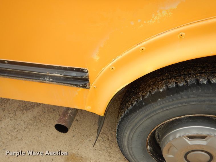 image for item DK7724 1998 Ford E350  school bus