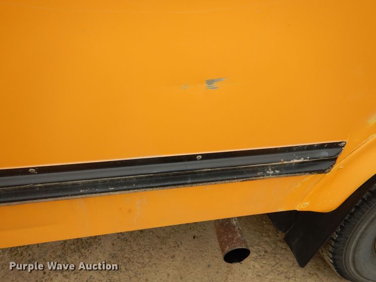 image for item DK7724 1998 Ford E350  school bus