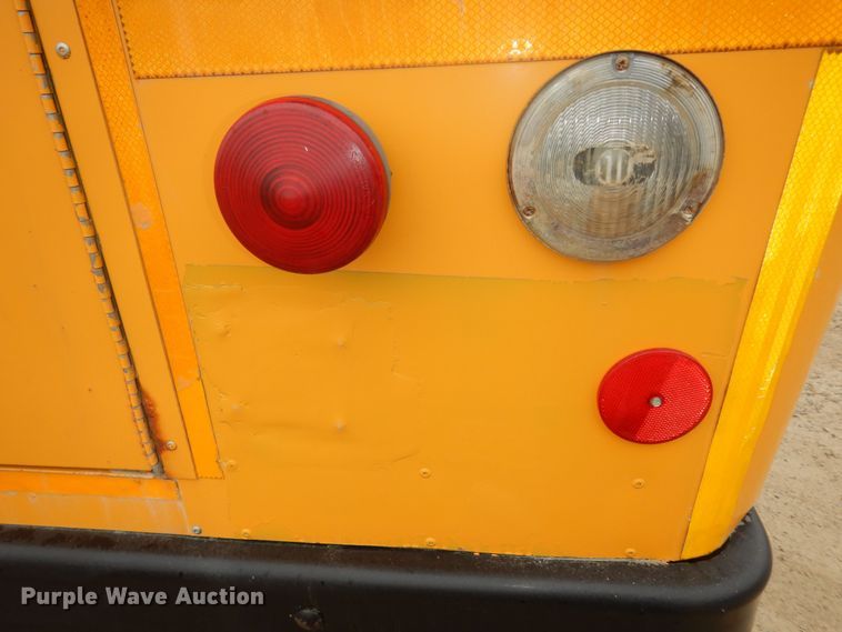 image for item DK7724 1998 Ford E350  school bus