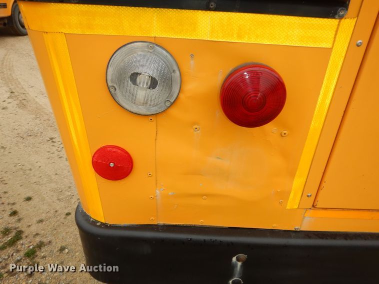 image for item DK7724 1998 Ford E350  school bus