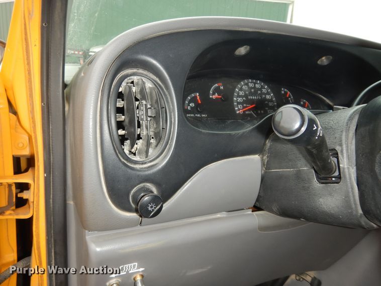 image for item DK7724 1998 Ford E350  school bus