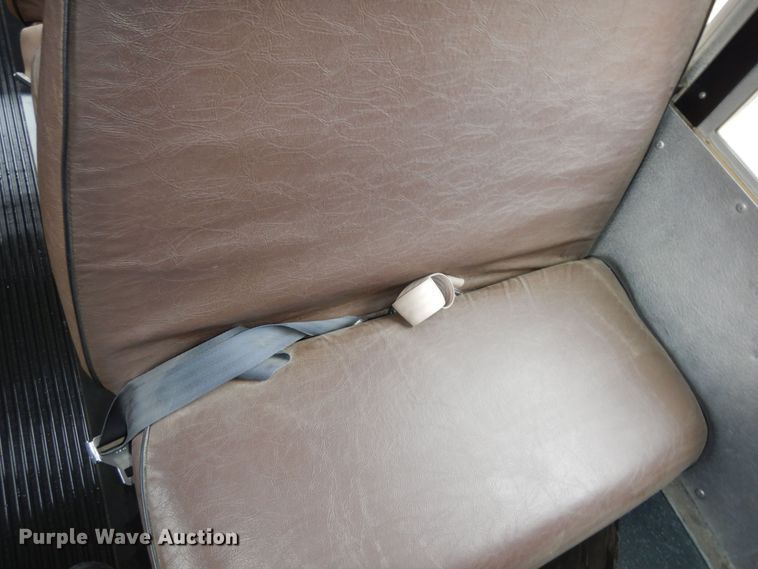 image for item DK7724 1998 Ford E350  school bus