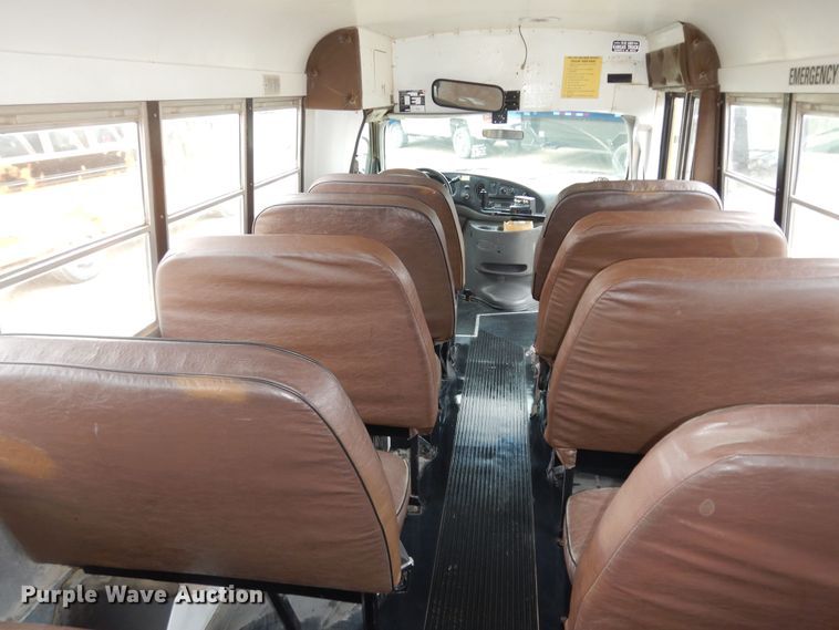 image for item DK7724 1998 Ford E350  school bus