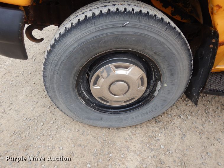 image for item DK7724 1998 Ford E350  school bus