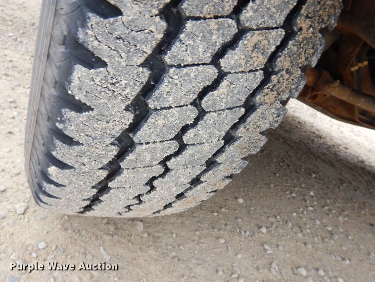 image for item DK7724 1998 Ford E350  school bus