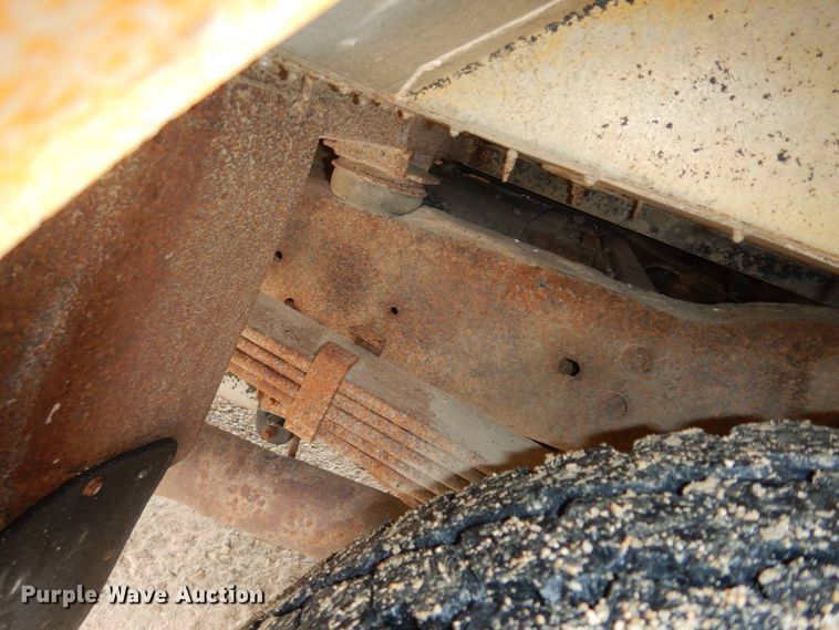 image for item DK7724 1998 Ford E350  school bus