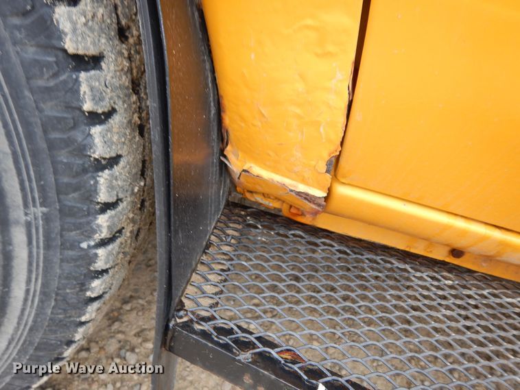 image for item DK7725 1998 Ford E350  school bus