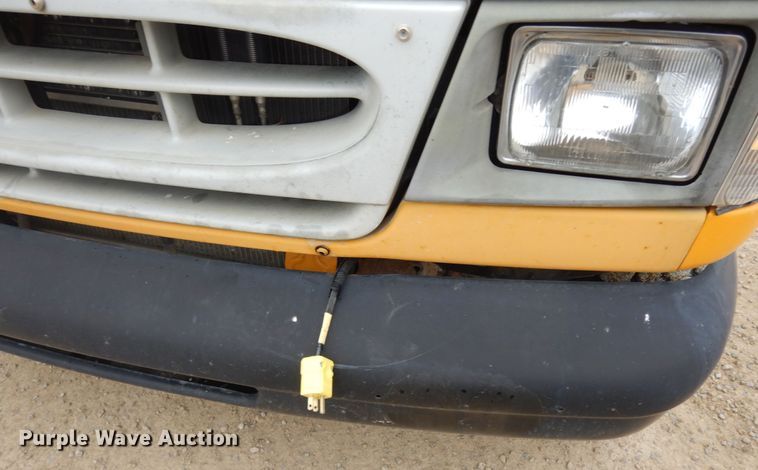 image for item DK7725 1998 Ford E350  school bus