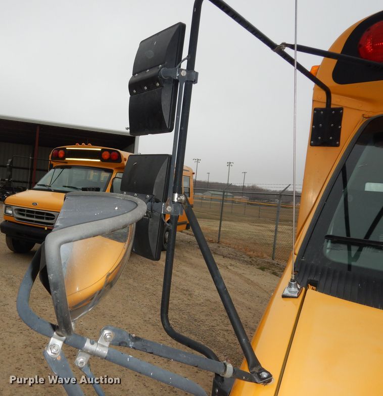 image for item DK7725 1998 Ford E350  school bus